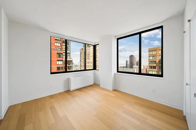 1 Columbus Place #S39D, Manhattan, NY 10019