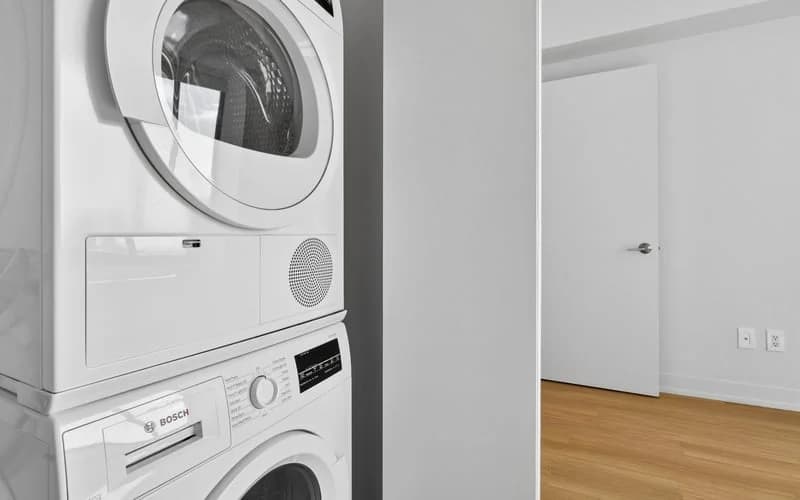 One Columbus Place 1 Columbus Place #s-35c, Manhattan, NY 10019 apartment_washer_dryer 1