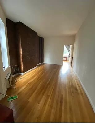 324 East 82 Street #5-W, Manhattan, NY 10028