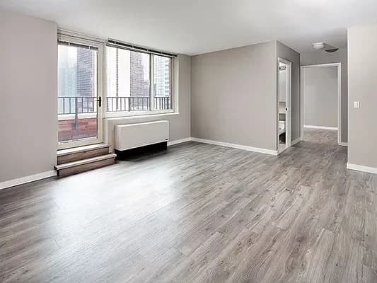 826 8 Avenue #04F, Manhattan, NY 10019