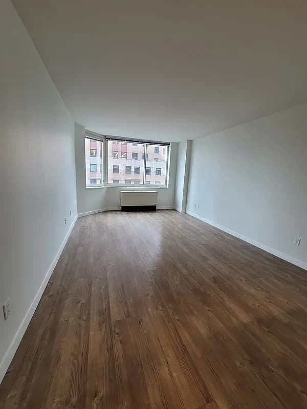 Avalon Midtown West 250 West 50 Street #18G, Manhattan, NY 10019 apartment_living_room 1