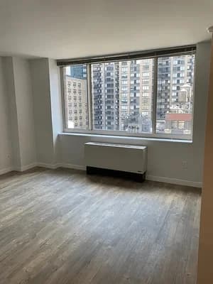 250 West 50 Street #21T, Manhattan, NY 10019