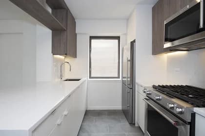 520 West 43 Street #10A, Manhattan, NY 10036
