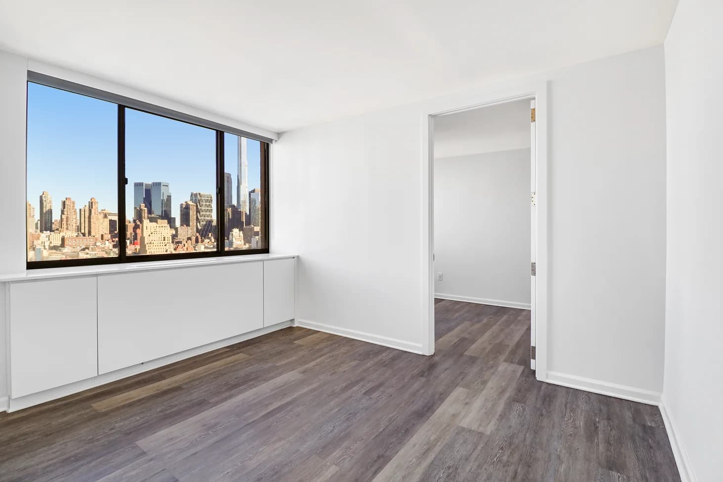 520 West 43 Street #19E, Manhattan, NY 10036