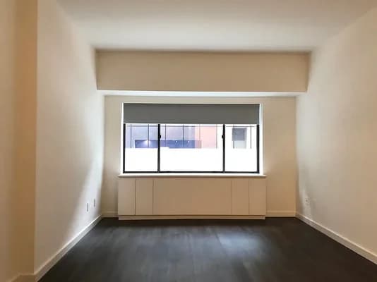 520 West 43 Street #1D, Manhattan, NY 10036