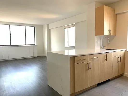 520 West 43 Street #21A, Manhattan, NY 10036 - Image 1