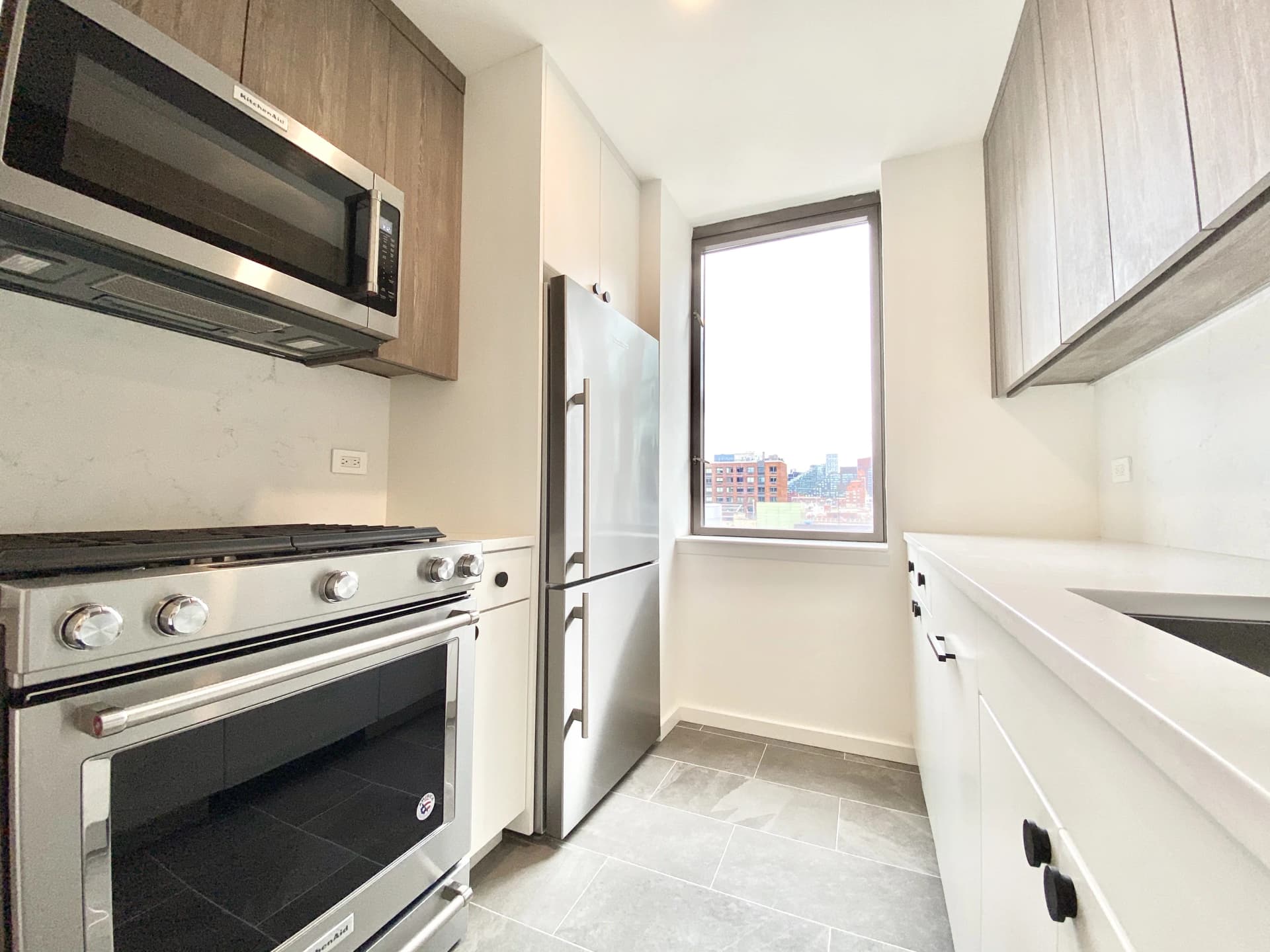 520 West 43 Street #25E, Manhattan, NY 10036 apartment_kitchen 1