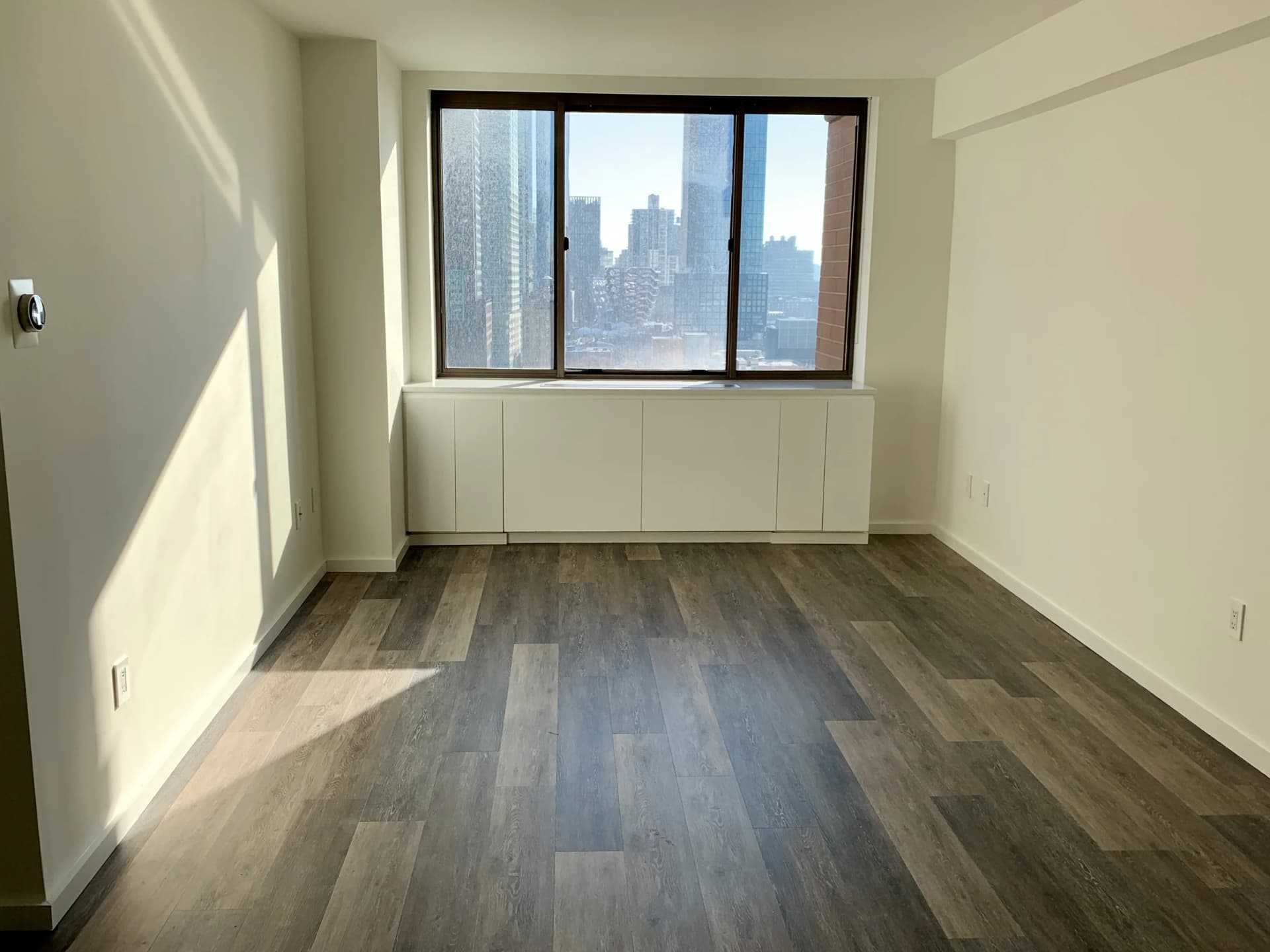 520 West 43 Street #30K, Manhattan, NY 10036 apartment_bedroom_room 1