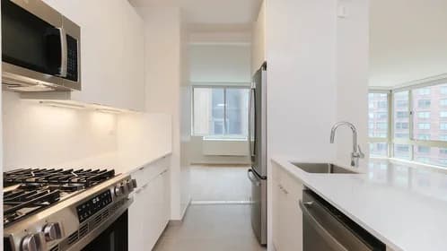 305 West 50 Street #21G, Manhattan, NY 10019
