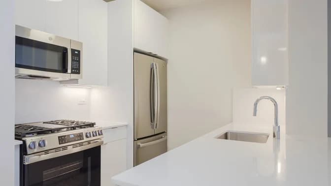 305 West 50 Street #25D, Manhattan, NY 10019