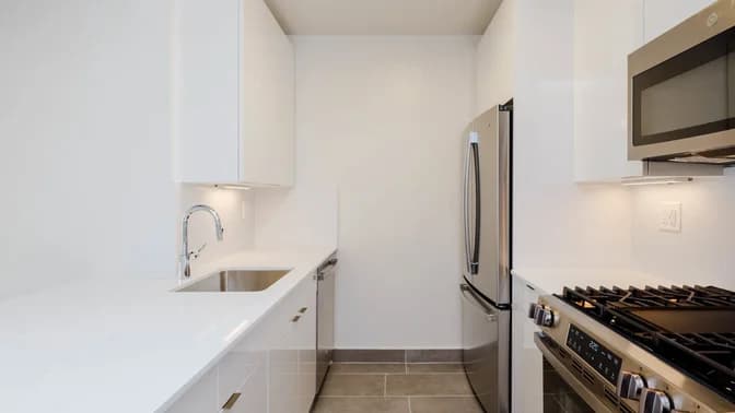 305 West 50 Street #26E, Manhattan, NY 10019