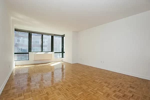 70 Battery Place #811, Manhattan, NY 10280