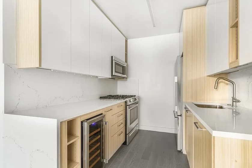 101 West End Avenue #6Q, Manhattan, NY 10069 apartment_kitchen 1