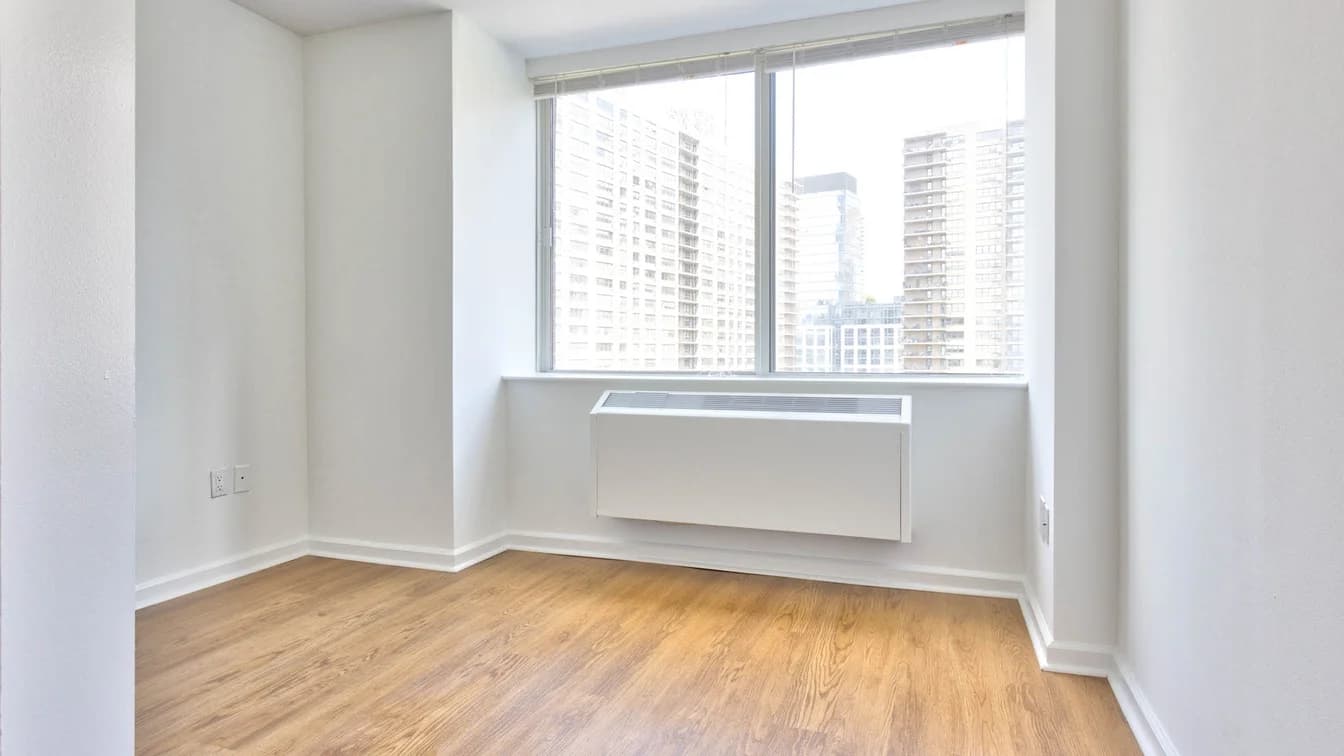 180 Riverside Boulevard #11J, Manhattan, NY 10069 apartment_bedroom_room 1