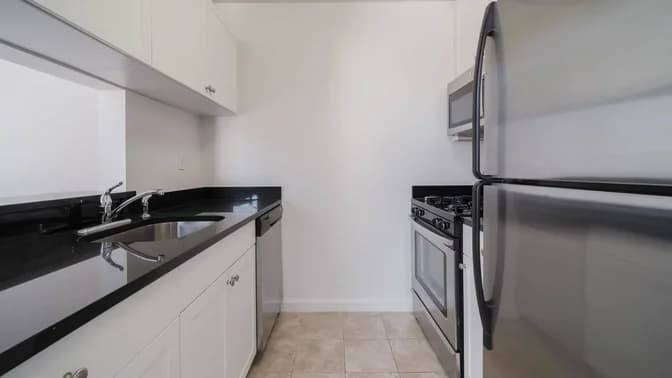 180 Riverside Boulevard #16E, Manhattan, NY 10069