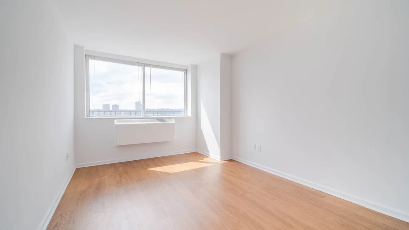 180 Riverside Boulevard #6S, Manhattan, NY 10069 apartment_bedroom_room 1