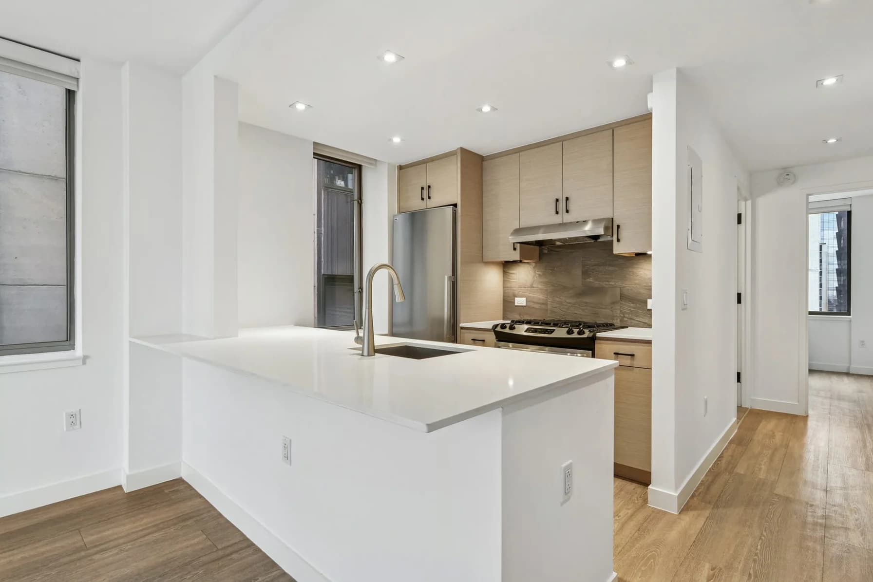 15 Cliff Street #0-24B, Manhattan, NY 10038 apartment_kitchen 1