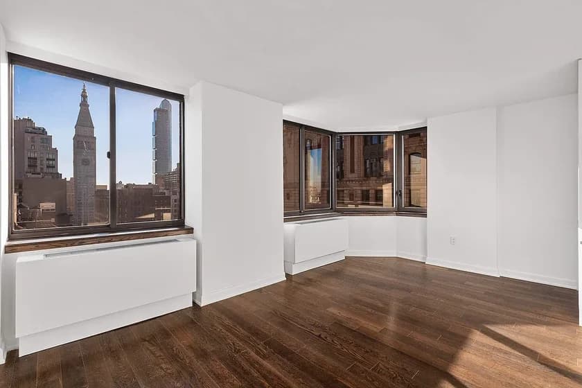 77 W 24 St #27G, Manhattan, NY 10010 apartment_living_room 1