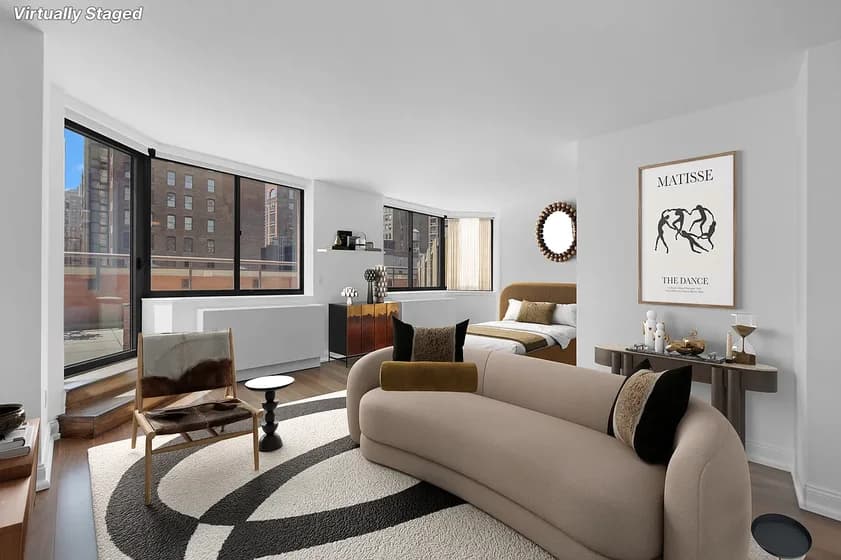 77 W 24 St #PHB, Manhattan, NY 10010 apartment_living_room 1