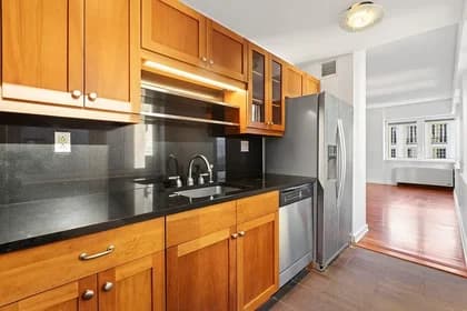 425 Fifth Avenue #19-F, Manhattan, NY 10018