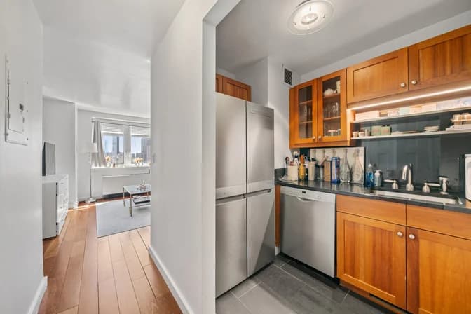 425 Fifth Avenue #27-C, Manhattan, NY 10018