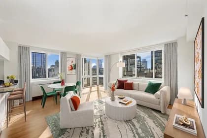 66 West 38 Street #17D, Manhattan, NY 10018