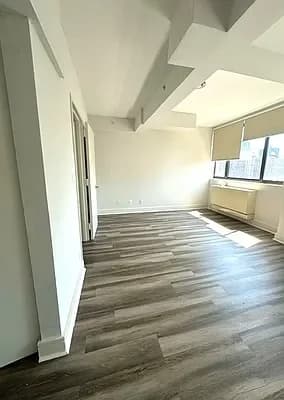 323 West 96 Street #PH5, Manhattan, NY 10025 apartment_living_room 1