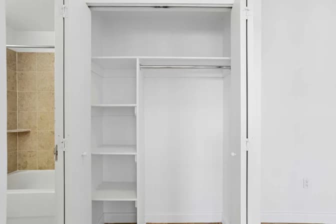 360 West 43 Street #S4D, Manhattan, NY 10036
