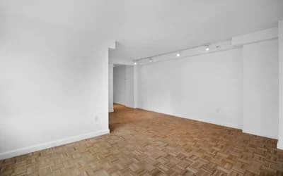 360 West 43 Street #n4k, Manhattan, NY 10036