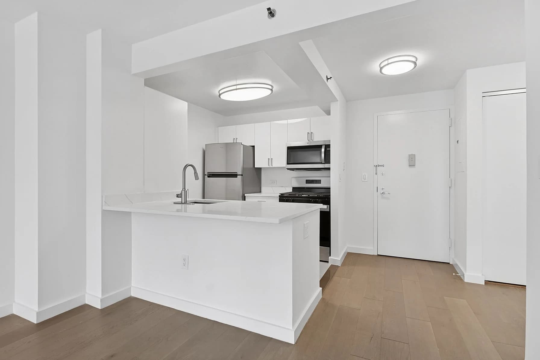 111 Worth Street #14X, Manhattan, NY 10013 apartment_kitchen 1