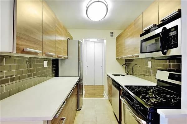 1631 3 Avenue #11-G, Manhattan, NY 10128 apartment_kitchen 1