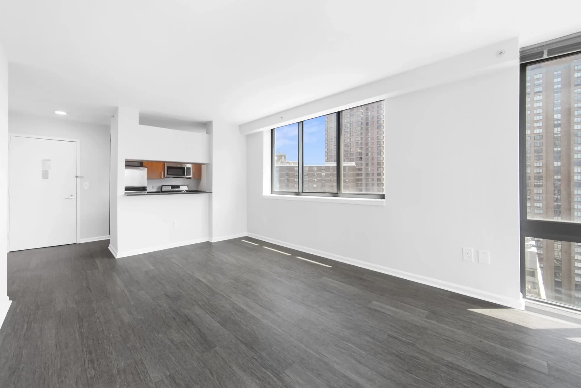 408 E 92 St #19C, Manhattan, NY 10128
