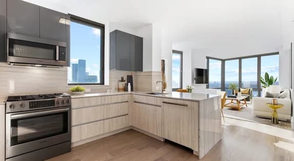 770 8 Avenue #50A, Manhattan, NY 10036