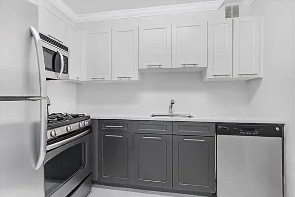 377 East 33 Street #04A, Manhattan, NY 10016