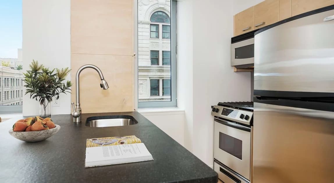88 Leonard Street #0712, Manhattan, NY 10013 apartment_kitchen 1