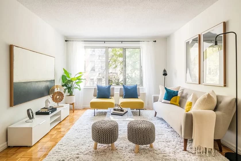 520 West 48 Street #4C, Manhattan, NY 10036 apartment_living_room 1