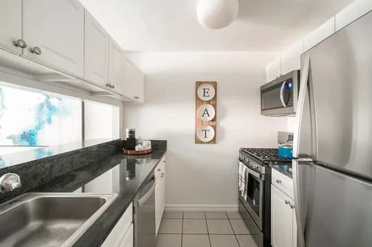 520 West 48 Street #6S, Manhattan, NY 10036