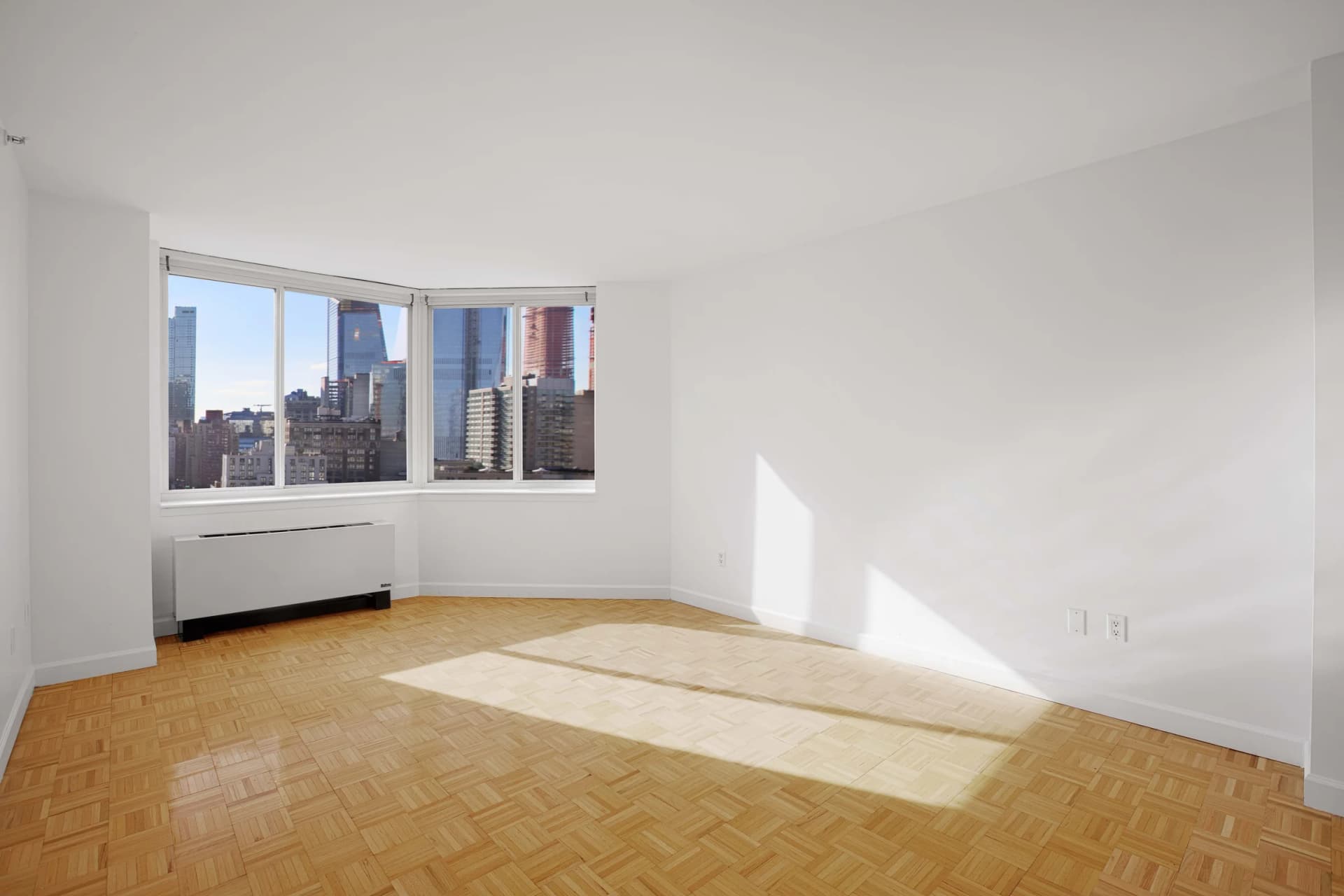 420 West 42 Street #11G, Manhattan, NY 10036