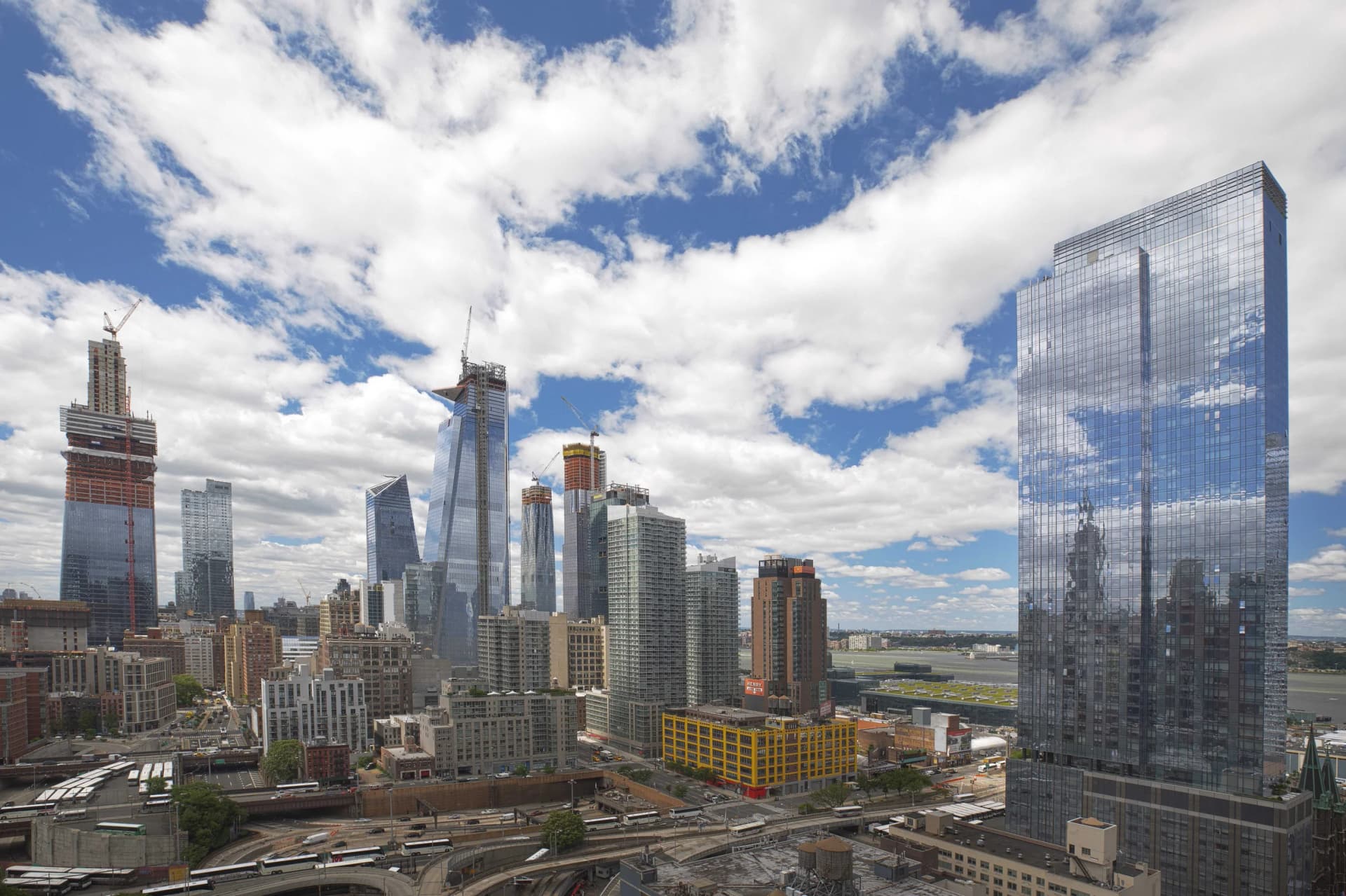 420 West 42 Street #11G, Manhattan, NY 10036