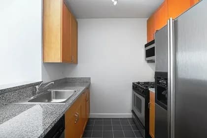 420 West 42 Street #28H, Manhattan, NY 10036