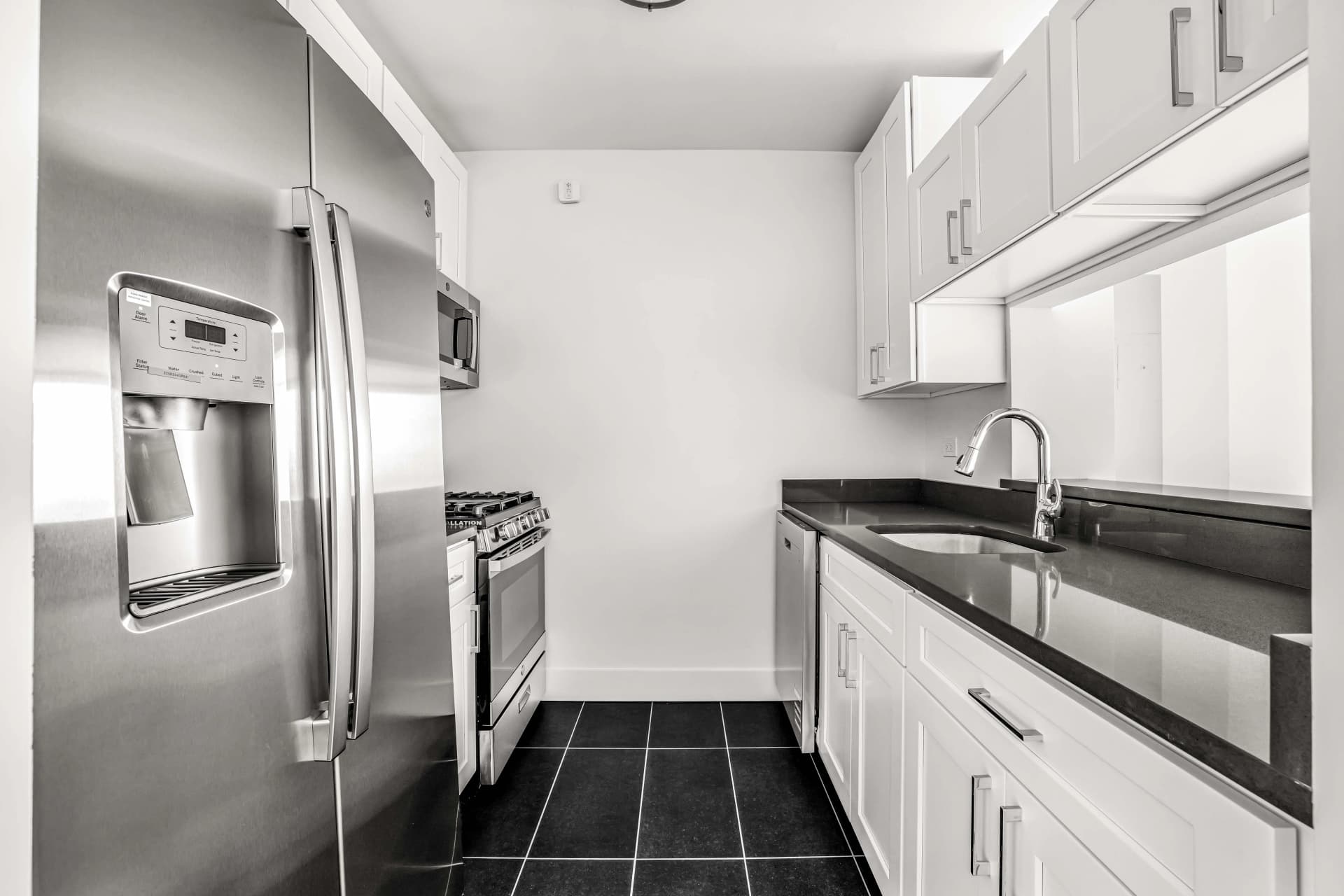 420 West 42 Street #39D, Manhattan, NY 10036 apartment_kitchen 1