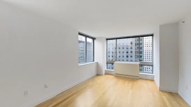 150 East 44 Street #38B, Manhattan, NY 10017