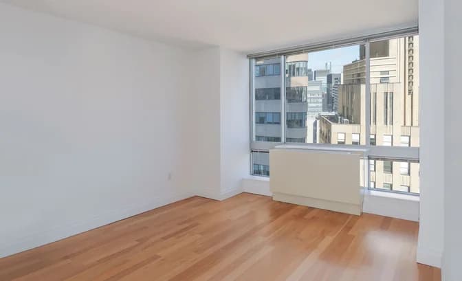 150 East 44 Street #PHC, Manhattan, NY 10017