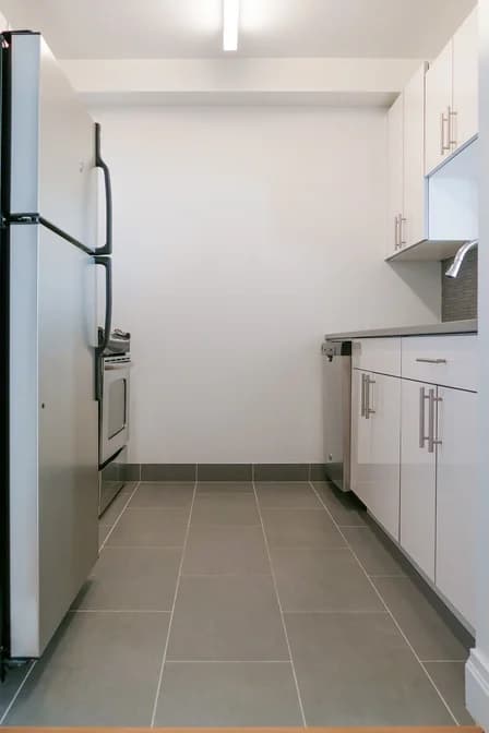 150 East 44 Street #PHH, Manhattan, NY 10017