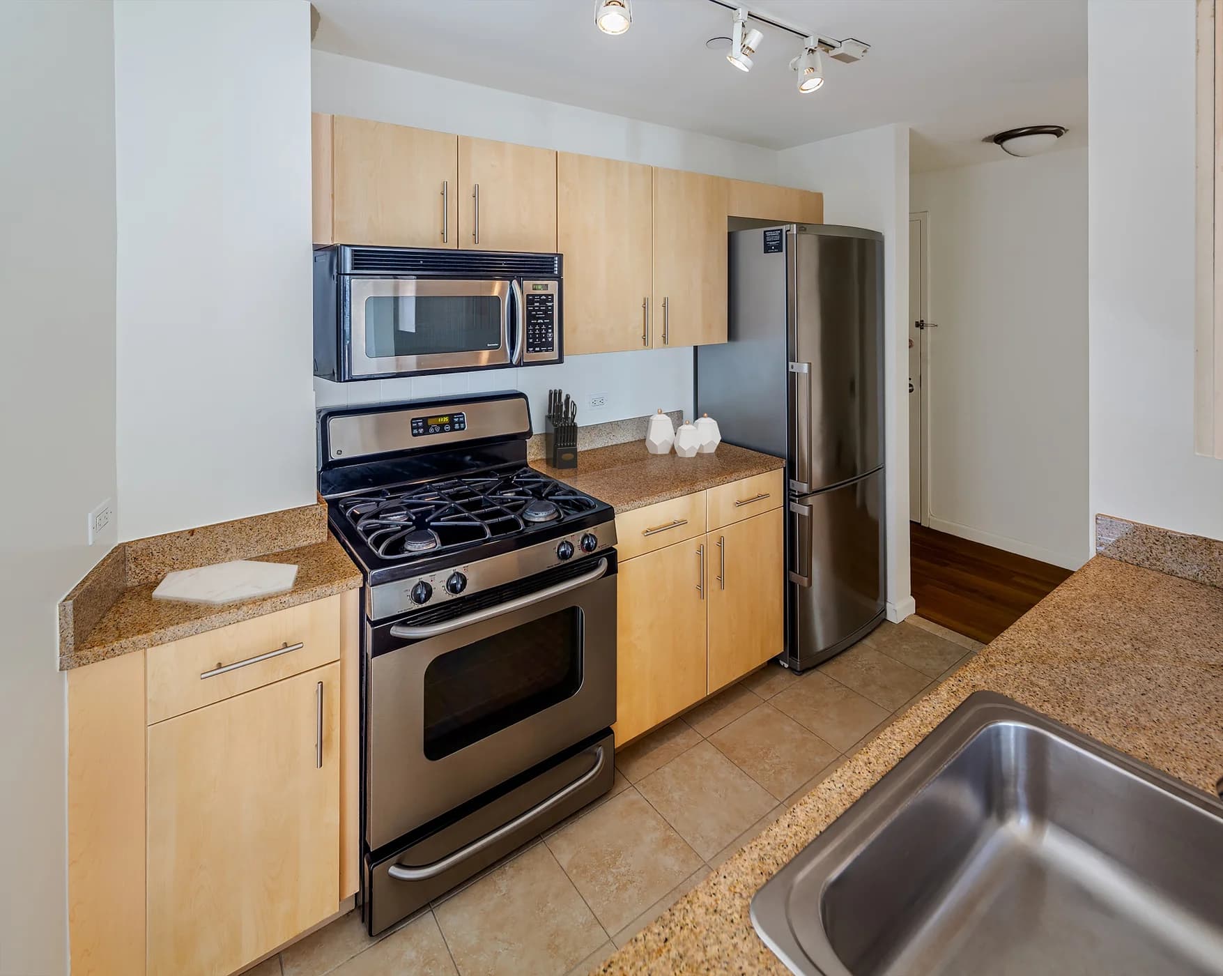 11 East 1 Street #610, Manhattan, NY 10003