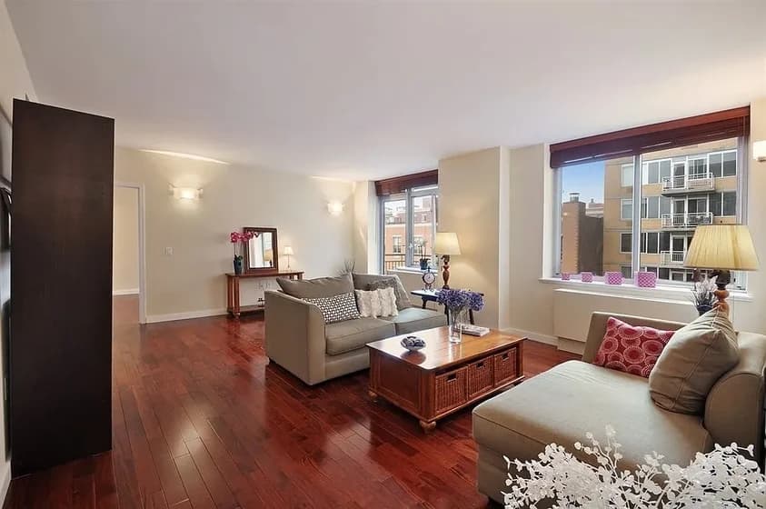 302 West 119 Street #7, Manhattan, NY 10026 apartment_living_room 1