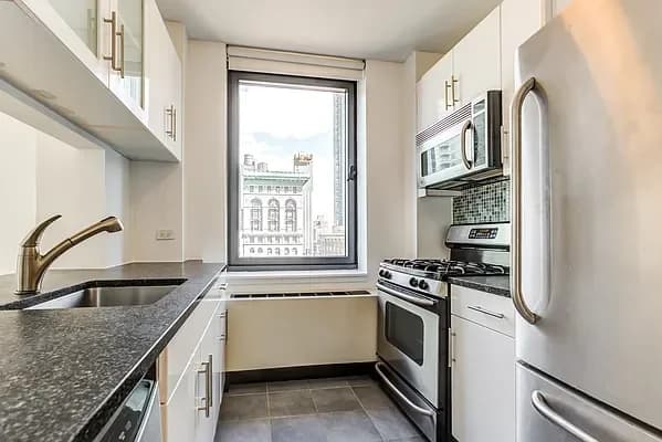 9 W 31 St #25G, Manhattan, NY 10001