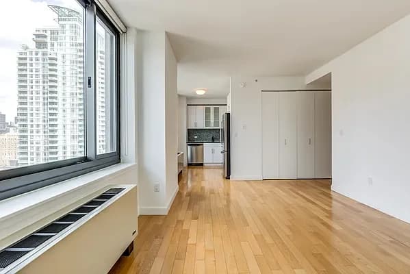 9 W 31 St #31A, Manhattan, NY 10001 apartment_living_room 1