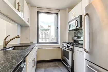 9 West 31 Street #40E, Manhattan, NY 10001