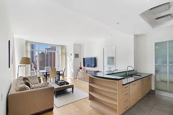 325 5 Avenue #28-A, Manhattan, NY 10016